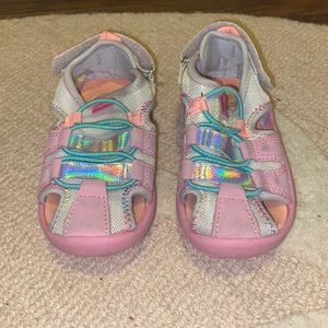 OshKosh B’Gosh Toddler Girl Children’s Adjustable Sandals Veno Kids Treaded